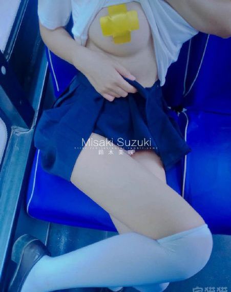 小苹果hd未删减版在线观看